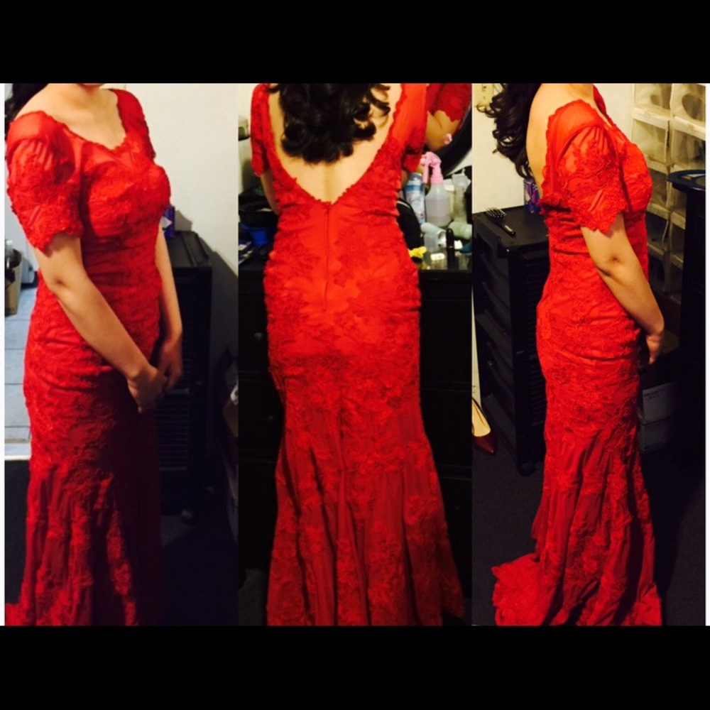✨BEAUTIFULLY HAND-MADE RED PROM DRESS! 💃🏽